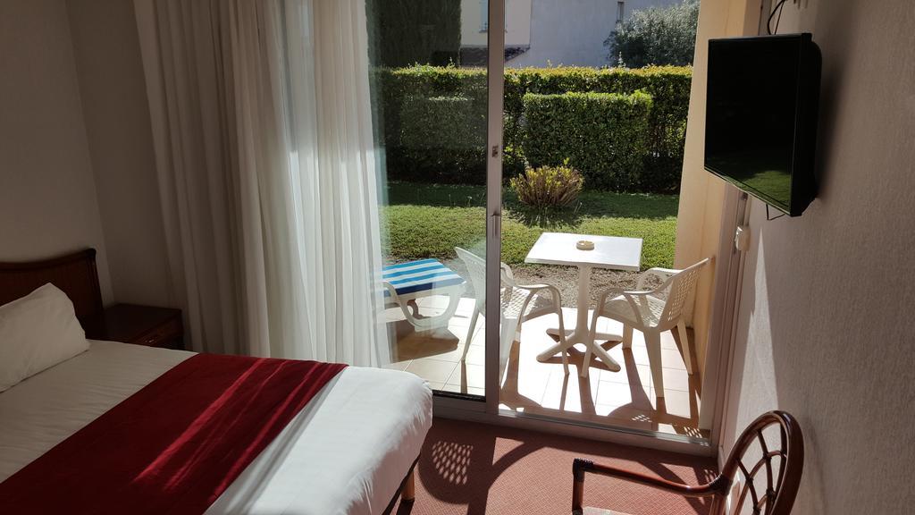 Hotel Le Galoubet Villeneuve-Loubet Zewnętrze zdjęcie