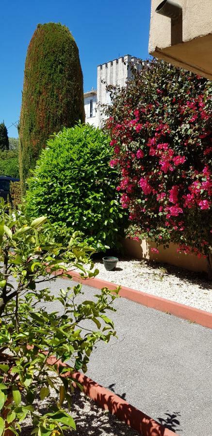 Hotel Le Galoubet Villeneuve-Loubet Zewnętrze zdjęcie