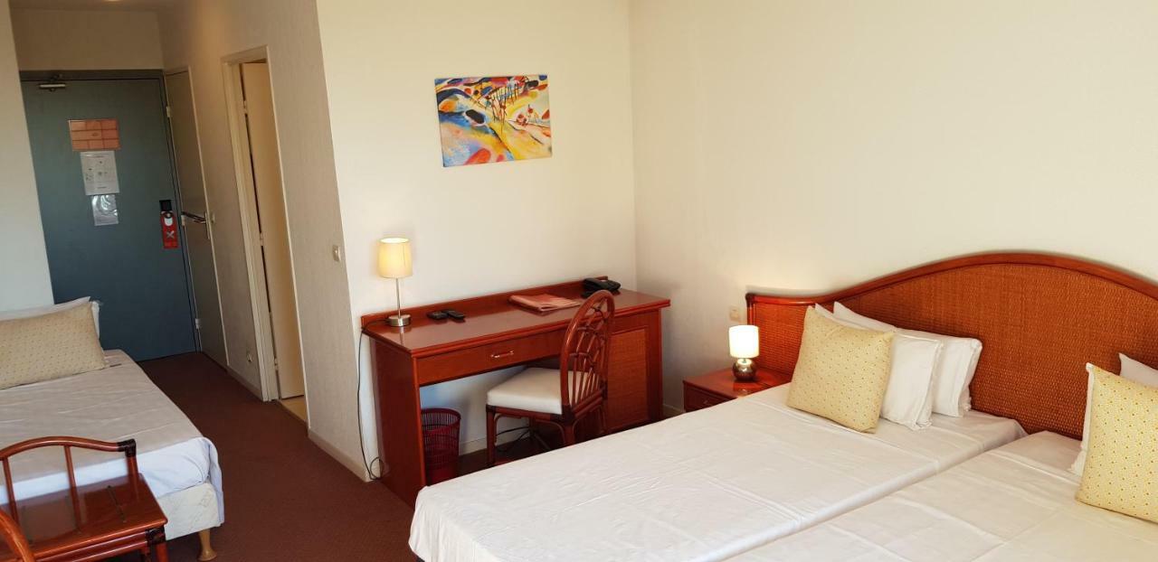 Hotel Le Galoubet Villeneuve-Loubet Zewnętrze zdjęcie