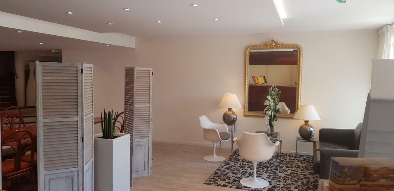 Hotel Le Galoubet Villeneuve-Loubet Zewnętrze zdjęcie